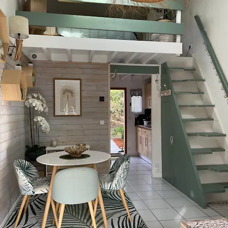 Jolie Maison Au Golf Dom wakacyjny *
